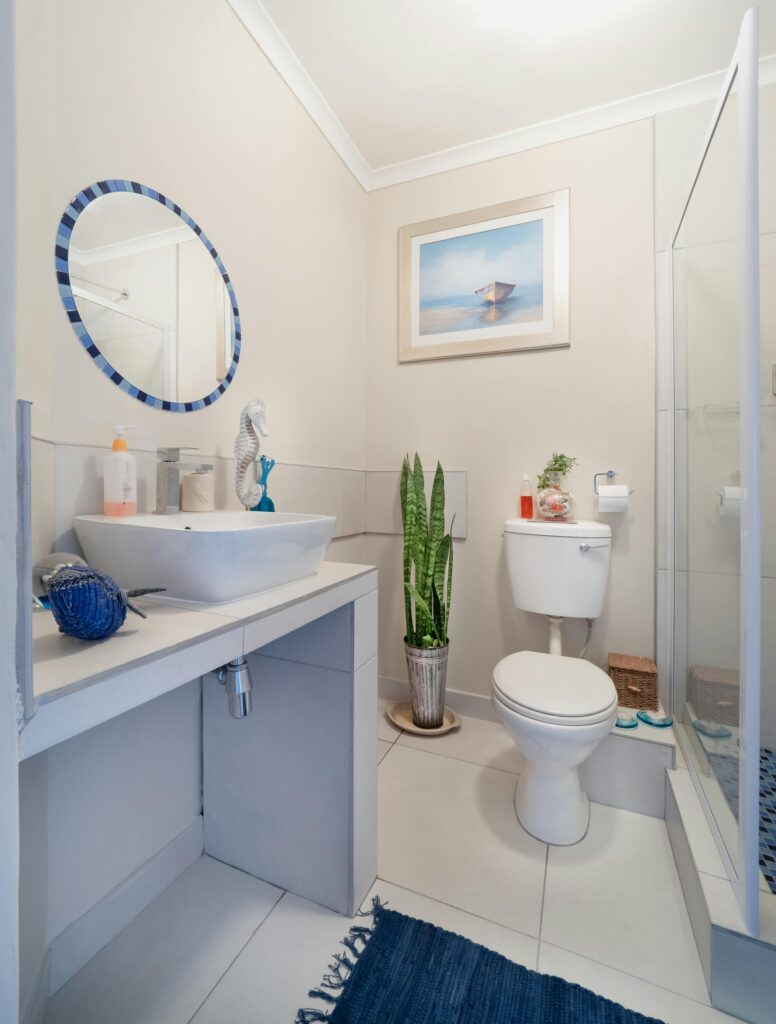Budget-Friendly Bathroom Upgrades That Make a Big Difference (Ohio Homeowner Guide)